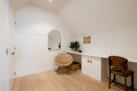 Photo of property in 16 Shearwater Lane, Point Wells, 0986