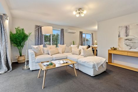 Photo of property in 633 Main North Road, Belfast, Christchurch, 8051