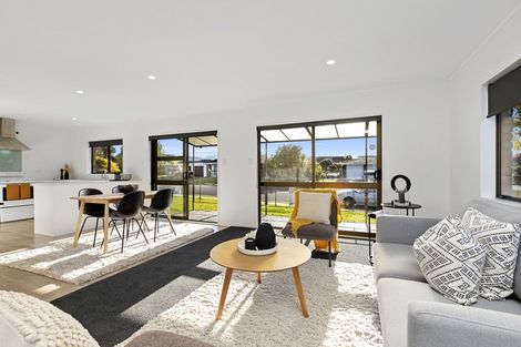 Photo of property in 10a Tynan Street, Te Puke, 3119