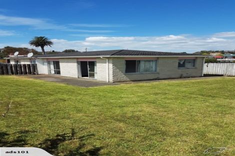 Photo of property in 30a Simons Street, Moturoa, New Plymouth, 4310