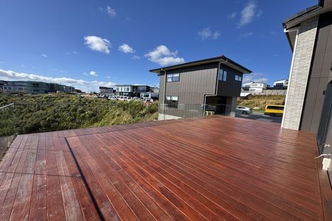 Photo of property in 32 Ridgehill Rise, Flat Bush, 2019