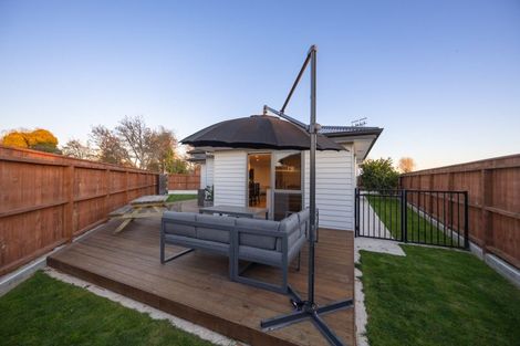 Photo of property in 2 Seddon Street, Takaro, Palmerston North, 4412