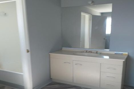 Photo of property in 28 Radley Street, Woolston, Christchurch, 8023