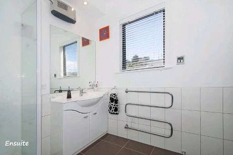 Photo of property in 47 Arahiwi Grove, Tirohanga, Lower Hutt, 5010