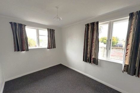 Photo of property in 75 Heretaunga Street, Palmerston North, 4414