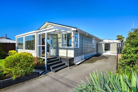 Photo of property in 41 Effingham Street, North New Brighton, Christchurch, 8083