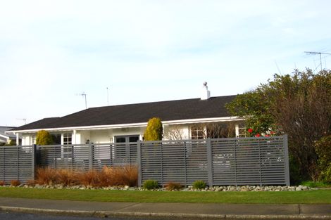 Photo of property in 105 Gladstone Terrace, Gladstone, Invercargill, 9810