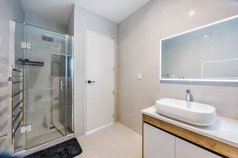 Photo of property in 74 Tir Conaill Avenue, Flat Bush, Auckland, 2019