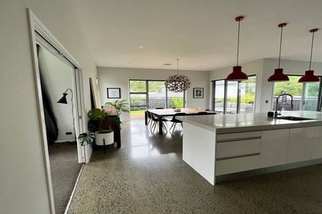 Photo of property in 5 Wautaiti Drive, Riverhead, 0820