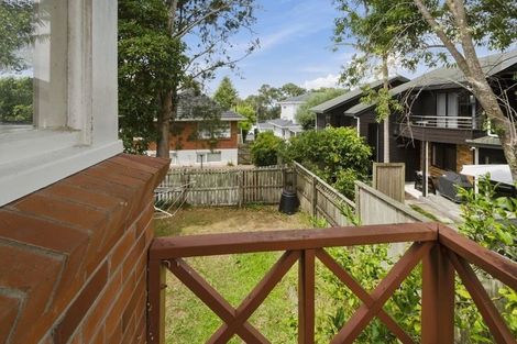 Photo of property in 2/240 Hurstmere Road, Takapuna, Auckland, 0622