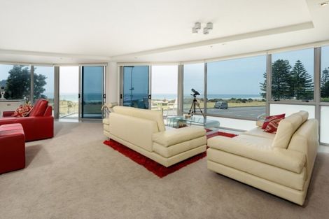 Photo of property in 4/50 Marine Parade, Mount Maunganui, 3116