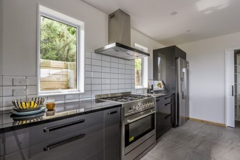 Photo of property in 103 Kakariki Grove, Waikanae, 5036