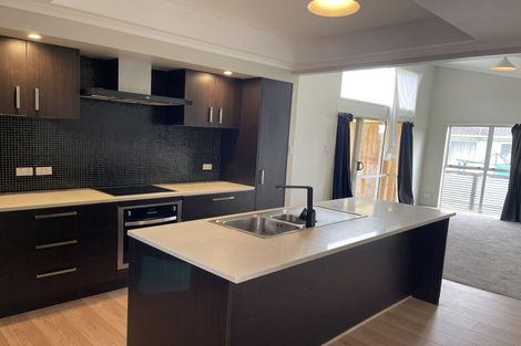 Photo of property in 93 Bruce Mclaren Road, Henderson, Auckland, 0612