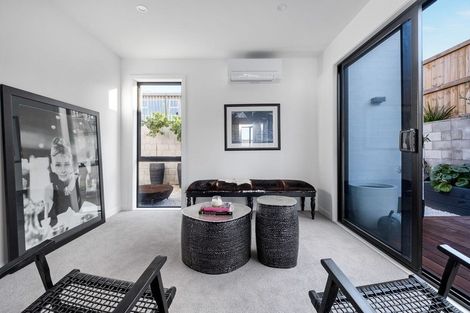 Photo of property in 992a Papamoa Beach Road, Papamoa Beach, 3118