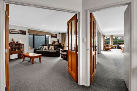 Photo of property in 112b Princess Street, Waitara, 4383