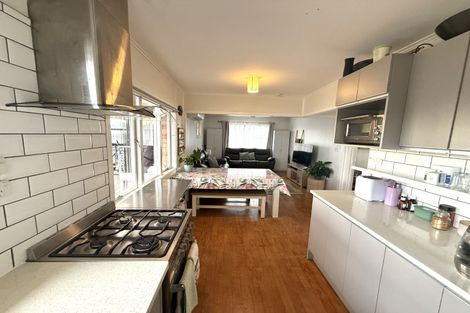 Photo of property in 16 Tyrone Street, Otara, Auckland, 2023