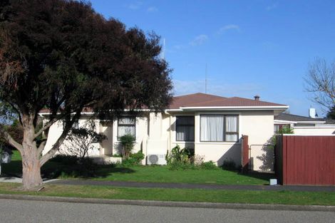 Photo of property in 1 Austin Place, Awapuni, Palmerston North, 4412