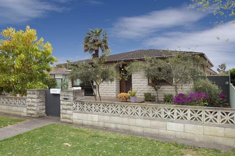 Photo of property in 1/205 Princes Street, Parkvale, Hastings, 4122