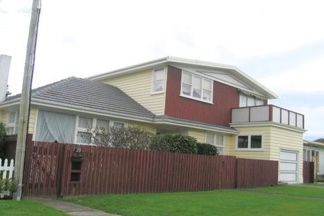 Photo of property in 20 Findlay Street, Tawa, Wellington, 5028