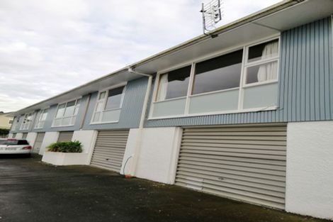 Photo of property in 92 Eglinton Road, Mornington, Dunedin, 9011