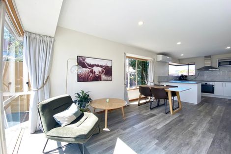 Photo of property in 2/41a Laurence Street, Waltham, Christchurch, 8011