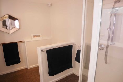 Photo of property in 1 Hawkhurst Road, Lyttelton, 8082