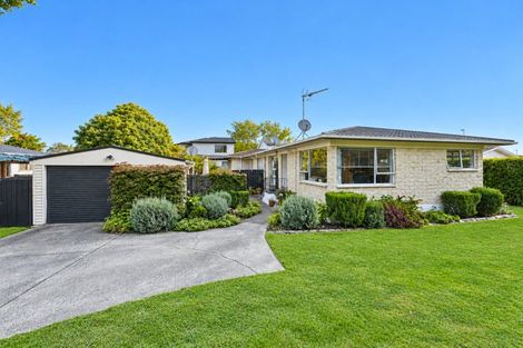 Photo of property in 2/15 Gloaming Place, Conifer Grove, Takanini, 2112