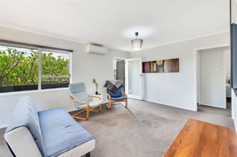 Photo of property in 1/6 Putney Place, Ranui, Auckland, 0612
