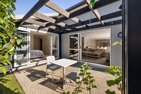 Photo of property in 16 Bridgewater Way, Pyes Pa, Tauranga, 3112