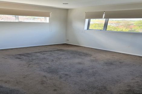 Photo of property in 65 Kirikiri Drive, Papakura, 2110