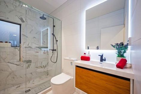 Photo of property in 1/3 Copley Street, New Lynn, Auckland, 0600