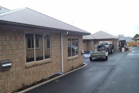 Photo of property in 9/114 Old Farm Road, Hamilton East, Hamilton, 3216