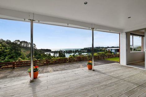 Photo of property in 29 Whakapaki Street, Urenui, 4375