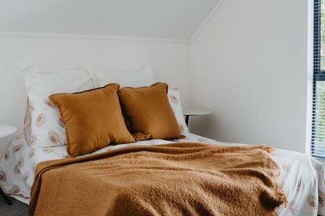 Photo of property in 1/147 Spinella Drive, Bayview, Auckland, 0629