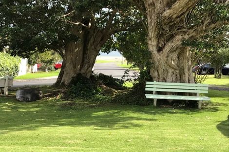 Photo of property in 4 Tatahi Street, Te Puru, Thames, 3575