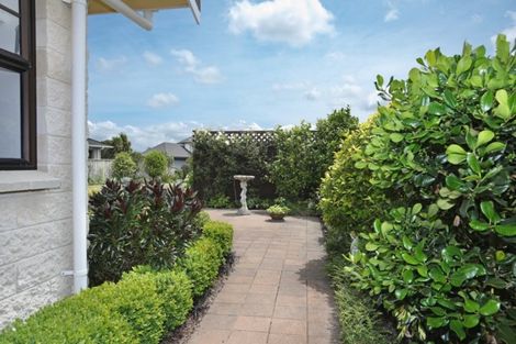 Photo of property in 3 Mcilwaine Place, Marton, 4710