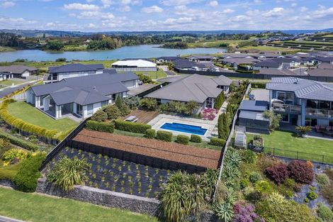 Photo of property in 9 Wairere Rise, Omokoroa, 3114