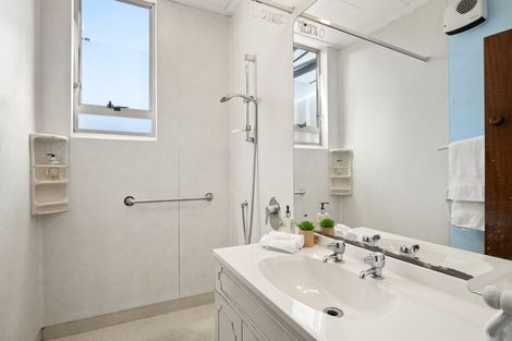 Photo of property in 26 Rutherford Street, Caversham, Dunedin, 9012