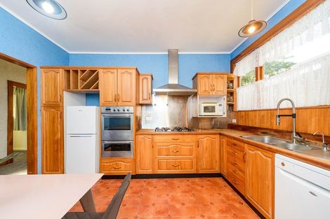 Photo of property in 11 Mere Mere Avenue, Palmerston North, 4414