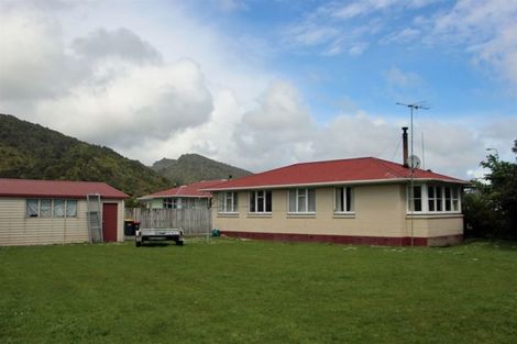 Photo of property in 9 Barkley Place, Cobden, Greymouth, 7802