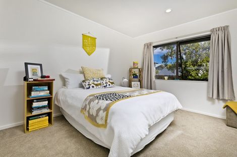 Photo of property in 8a Kawerau Avenue, Devonport, Auckland, 0624