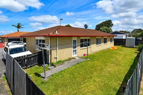 Photo of property in 401a Roscommon Road, Clendon Park, Auckland, 2103