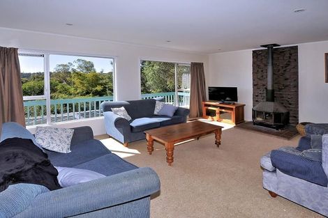 Photo of property in 19 Morriggia Place, Bayview, Auckland, 0629