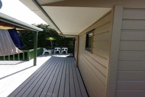 Photo of property in 14 Chablis Place, Henderson, Auckland, 0612
