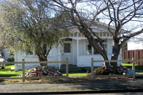 Photo of property in 6 Davy Street, Carterton, 5713