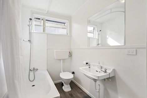 Photo of property in 213 Jervois Road, Herne Bay, Auckland, 1011