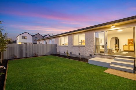 Photo of property in 2/110 Barbour Street, Waltham, Christchurch, 8011