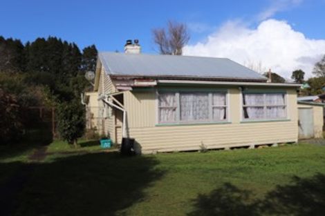 Photo of property in 12 Bernard Street, Pukemiro, Huntly, 3771