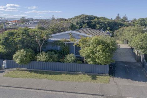 Photo of property in 80 Meeanee Quay, Westshore, Napier, 4110