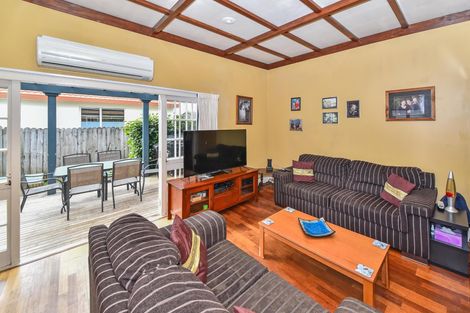Photo of property in 1/32 Landscape Road, Papatoetoe, Auckland, 2025